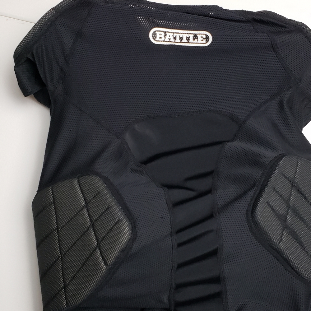 EUC Battle Padded Football shirt